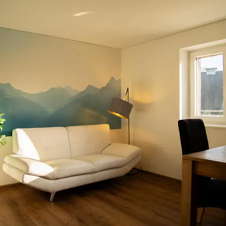 Apartament Homy Oasis In *